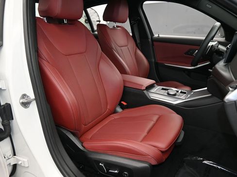 Used 2025 BMW 330i xDrive Sedan image 46