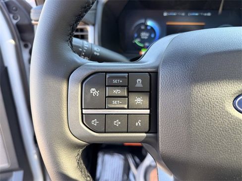 New 2025 Ford F150 Lightning Lariat image 29