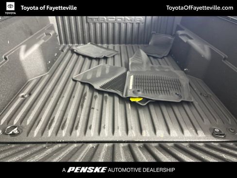 Certified 2024 Toyota Tacoma SR5 AWD/4WD image 11