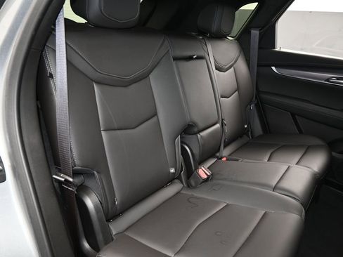 Used 2024 Cadillac XT5 Luxury FWD image 41