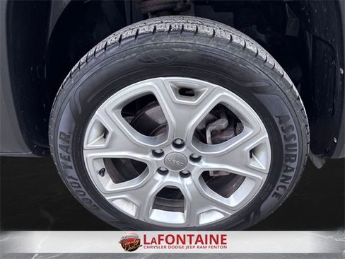 Used 2020 Jeep Renegade Limited w/ Trailer Tow Group image 30