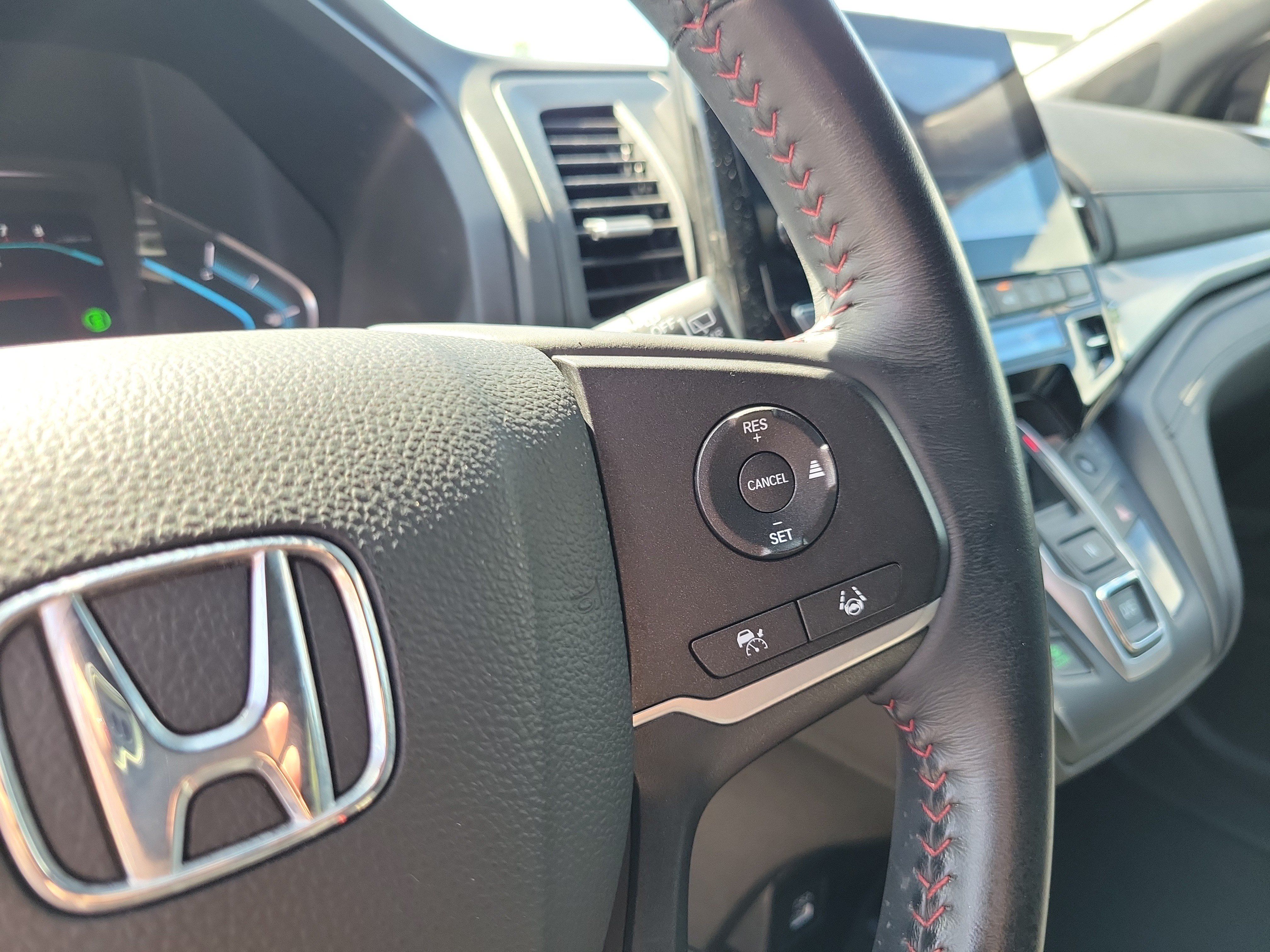 Used 2024 Honda Odyssey Sport image 26