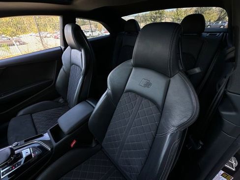 Used 2022 Audi S5 Premium w/ Convenience Package image 11