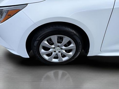 Used 2024 Toyota Corolla LE FWD image 23
