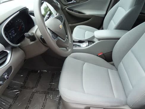 Used 2022 Chevrolet Malibu LS FWD image 6