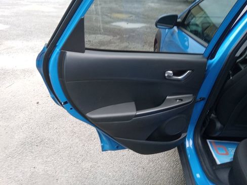Certified 2022 Hyundai Kona SEL w/ Convenience Package image 12