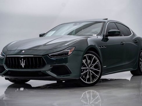 Used 2021 Maserati Ghibli S GranSport RWD image 1