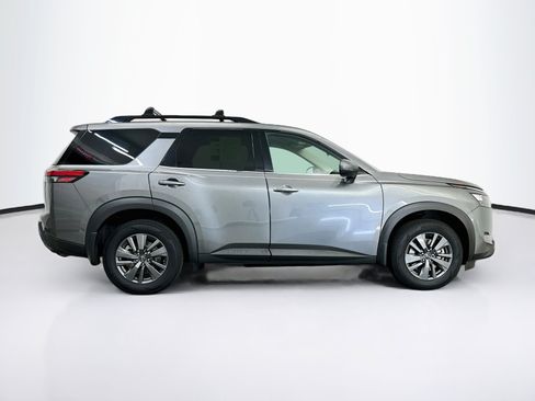 Used 2023 Nissan Pathfinder SV w/ Black Appearance Package AWD/4WD image 10