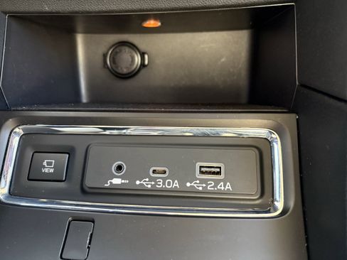 Certified 2024 Subaru Ascent Limited w/ Technology Package AWD/4WD image 21