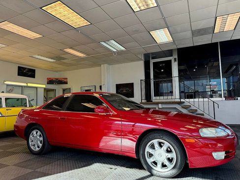 Used 1995 Lexus SC 400 Coupe RWD image 3