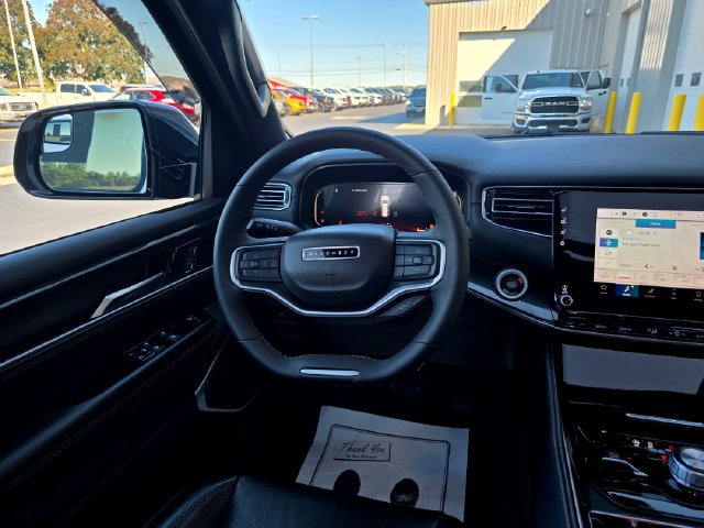 Used 2023 Jeep Wagoneer 4WD w/ Premium Group I image 20