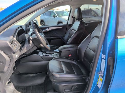Used 2021 Ford Escape SEL w/ Class II Trailer Tow Package AWD/4WD image 9