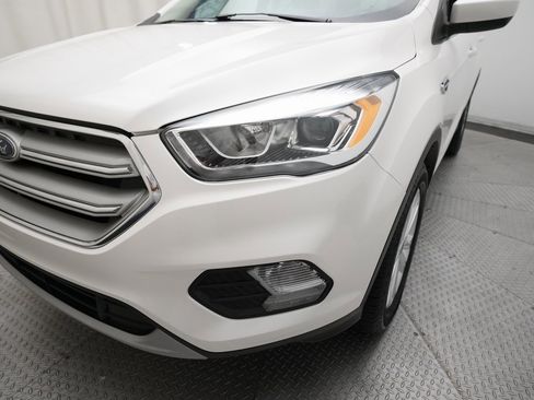 Used 2019 Ford Escape SEL image 24
