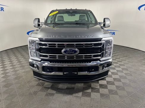 Used 2025 Ford F350 XLT AWD/4WD image 9
