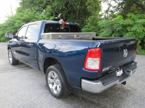 Used 2021 RAM 1500 Big Horn RWD image 6