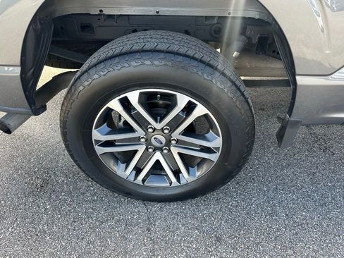 Used 2022 Ford F150 XL w/ STX Appearance Package image 5