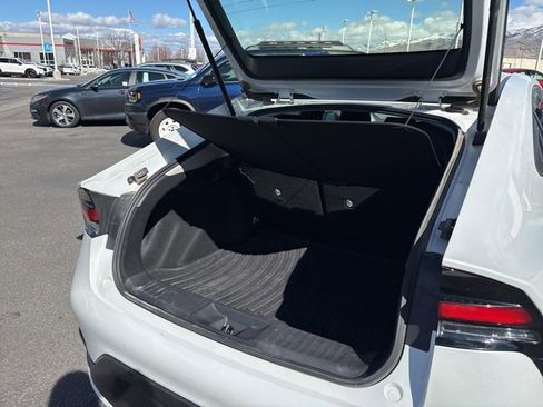 Used 2024 Toyota Prius LE image 27