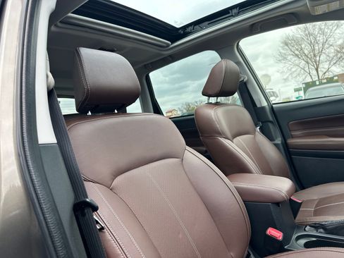 Used 2017 Subaru Forester 2.5i Touring AWD/4WD image 34