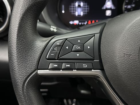 Used 2023 Nissan Kicks SV FWD image 18