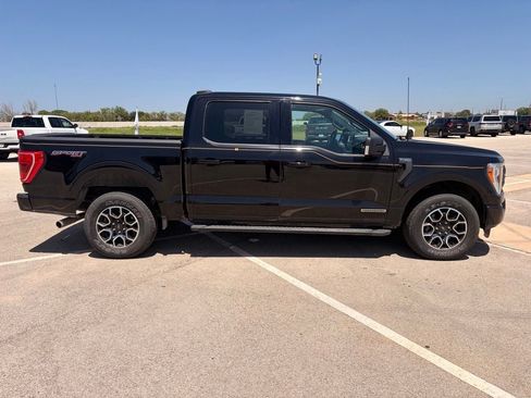Used 2022 Ford F150 XLT w/ Equipment Group 302A High AWD/4WD image 2