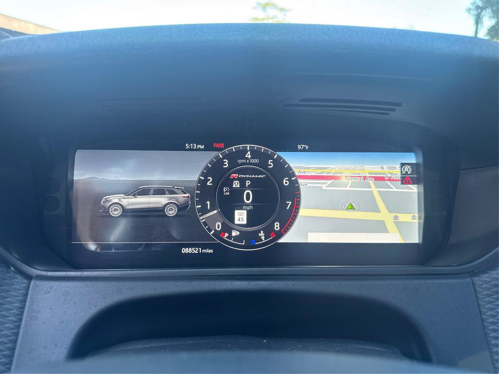 Used 2018 Land Rover Range Rover Velar R-Dynamic SE AWD/4WD image 14