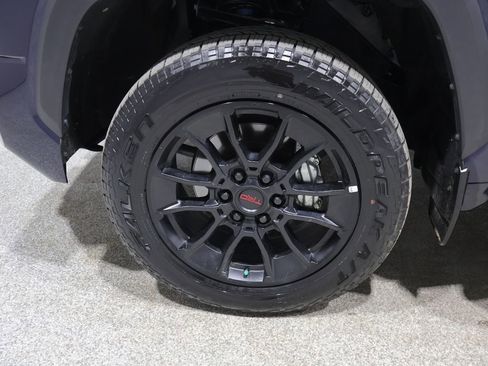 Used 2025 Toyota Tundra Limited w/ TRD Off-Road Package AWD/4WD image 10