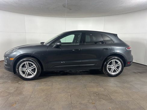 Certified 2025 Porsche Macan image 2