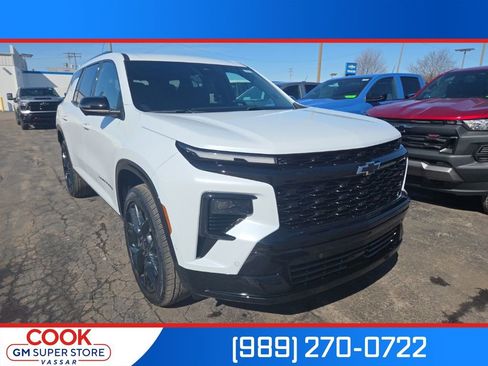 New 2026 Chevrolet Traverse RS w/ LPO, Floor Liner Package FWD image 1