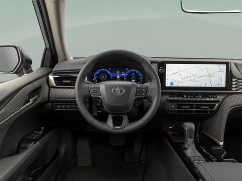 Certified 2025 Toyota Camry XLE FWD image 41