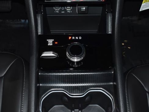 New 2025 Jeep Grand Cherokee Limited w/ Trailer Tow Package image 18