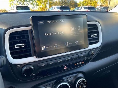 New 2026 Hyundai Venue SEL image 7