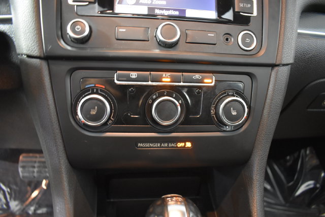 Used 2014 Volkswagen GTI Driver's Edition FWD image 20
