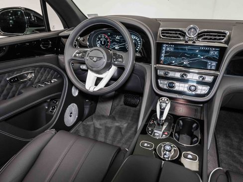 Used 2024 Bentley Bentayga S V8 image 25