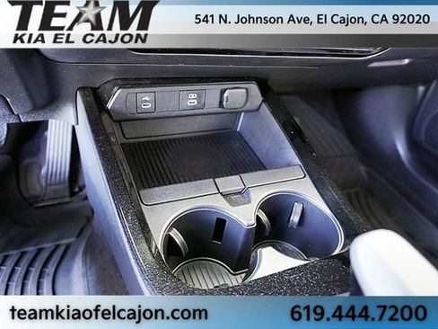 Used 2025 Toyota Prius LE FWD image 29