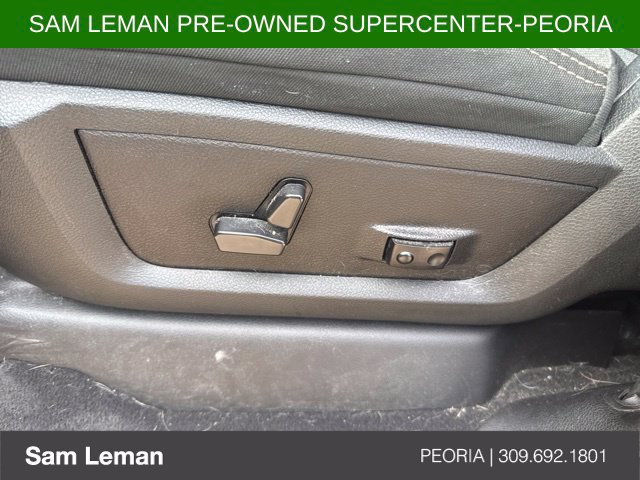 Used 2021 RAM 2500 Big Horn w/ Night Edition AWD/4WD image 10