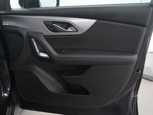 Used 2022 Chevrolet Blazer LT image 12