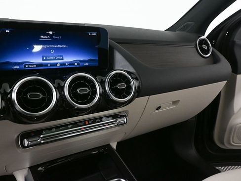 Used 2026 Mercedes-Benz GLA 250 image 13