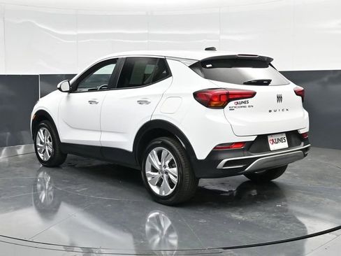 Used 2025 Buick Encore GX Preferred AWD/4WD image 10