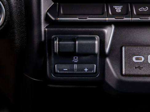 Used 2022 Chevrolet Silverado 3500 LT w/ Convenience Package image 33