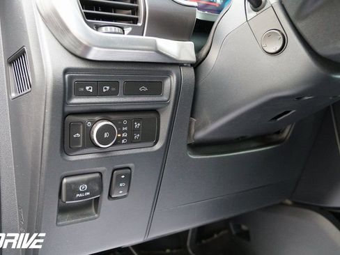 Used 2021 Ford F150 Lariat w/ Equipment Group 502A High image 22