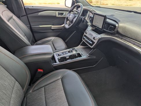 Used 2023 Ford Explorer Timberline w/ Timberline Technology Package AWD/4WD image 12