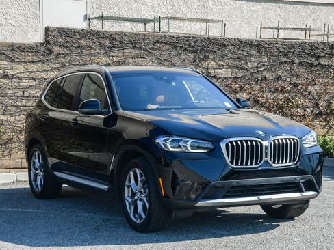 Used 2024 BMW X3 sDrive30i w/ Convenience Package RWD image 3