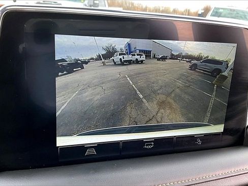 Used 2022 GMC Yukon XL AT4 w/ Max Trailering Package image 14