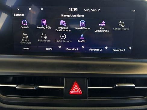 Used 2024 Kia Seltos EX image 10