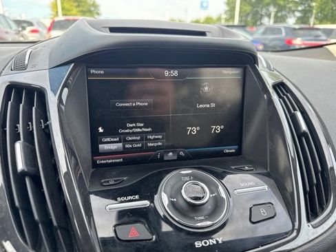 Used 2015 Ford Escape Titanium AWD/4WD image 21