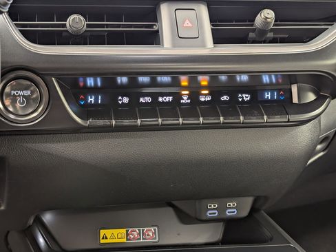 Used 2025 Lexus UX 300h FWD image 27