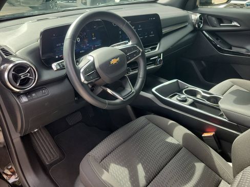 Used 2026 Chevrolet Equinox LT FWD image 14