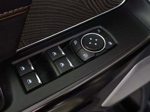 Used 2022 Ford F150 Platinum w/ Equipment Group 701A High image 40