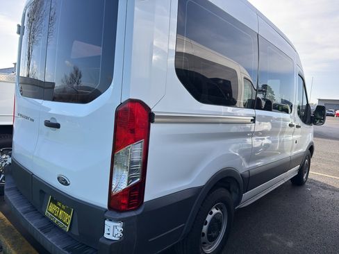 Used 2018 Ford Transit 150 XL image 9
