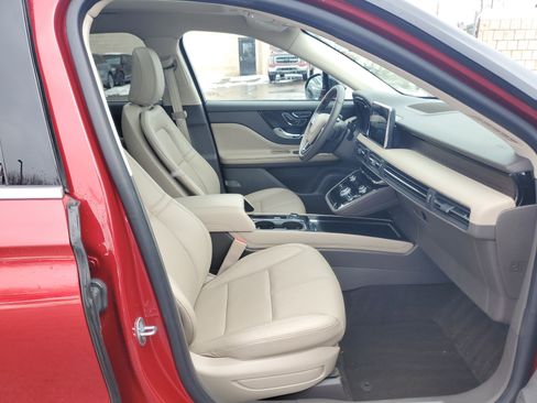 Certified 2022 Lincoln Corsair Reserve w/ Equipment Group 201A image 9